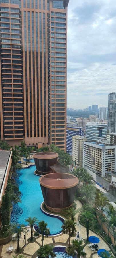 Raymond Suites At Berjaya Times Square Kuala Lumpur Esterno foto