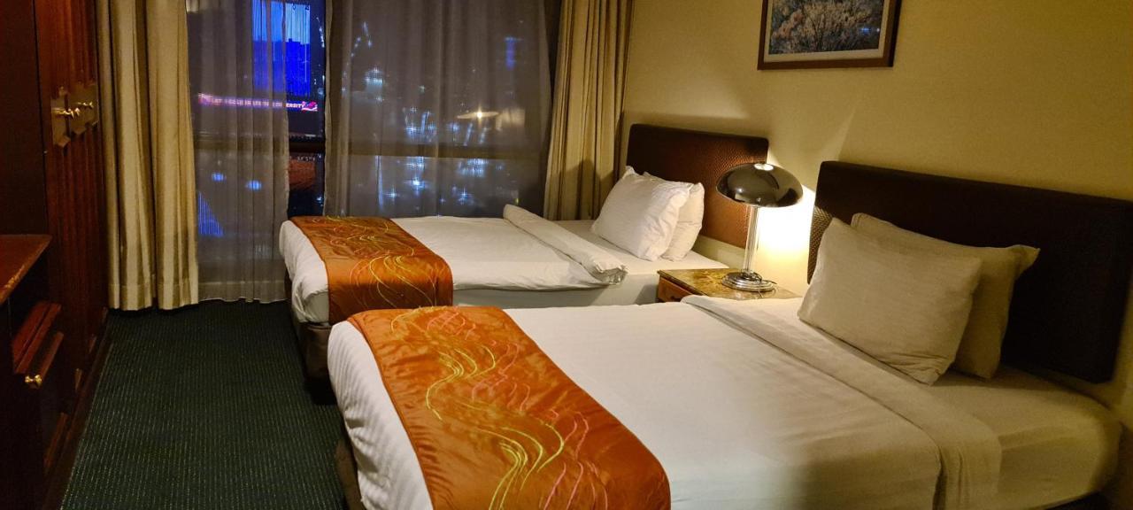 Raymond Suites At Berjaya Times Square Kuala Lumpur Esterno foto